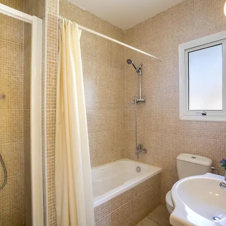 Amber By The Sea 普罗塔拉斯