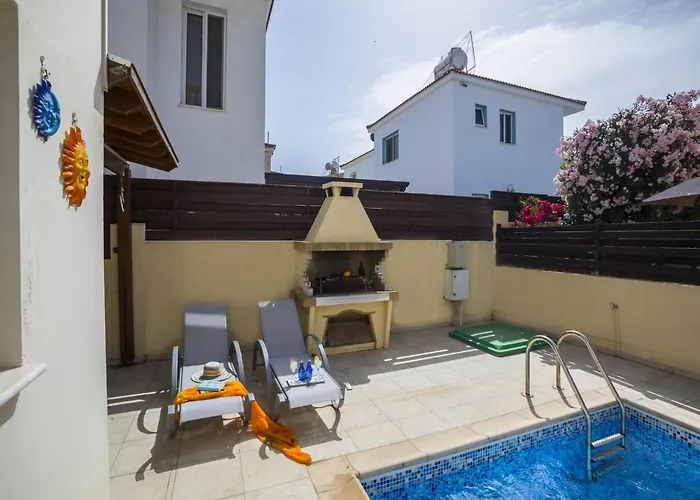 Amber By The Sea * Protaras