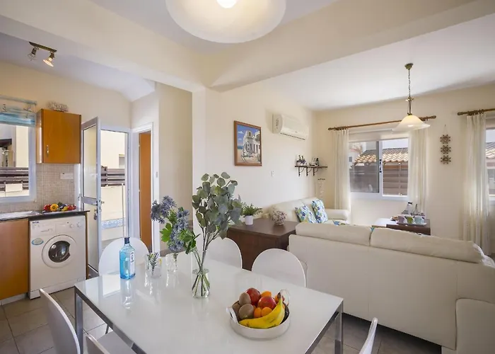 Villa Amber By The Sea